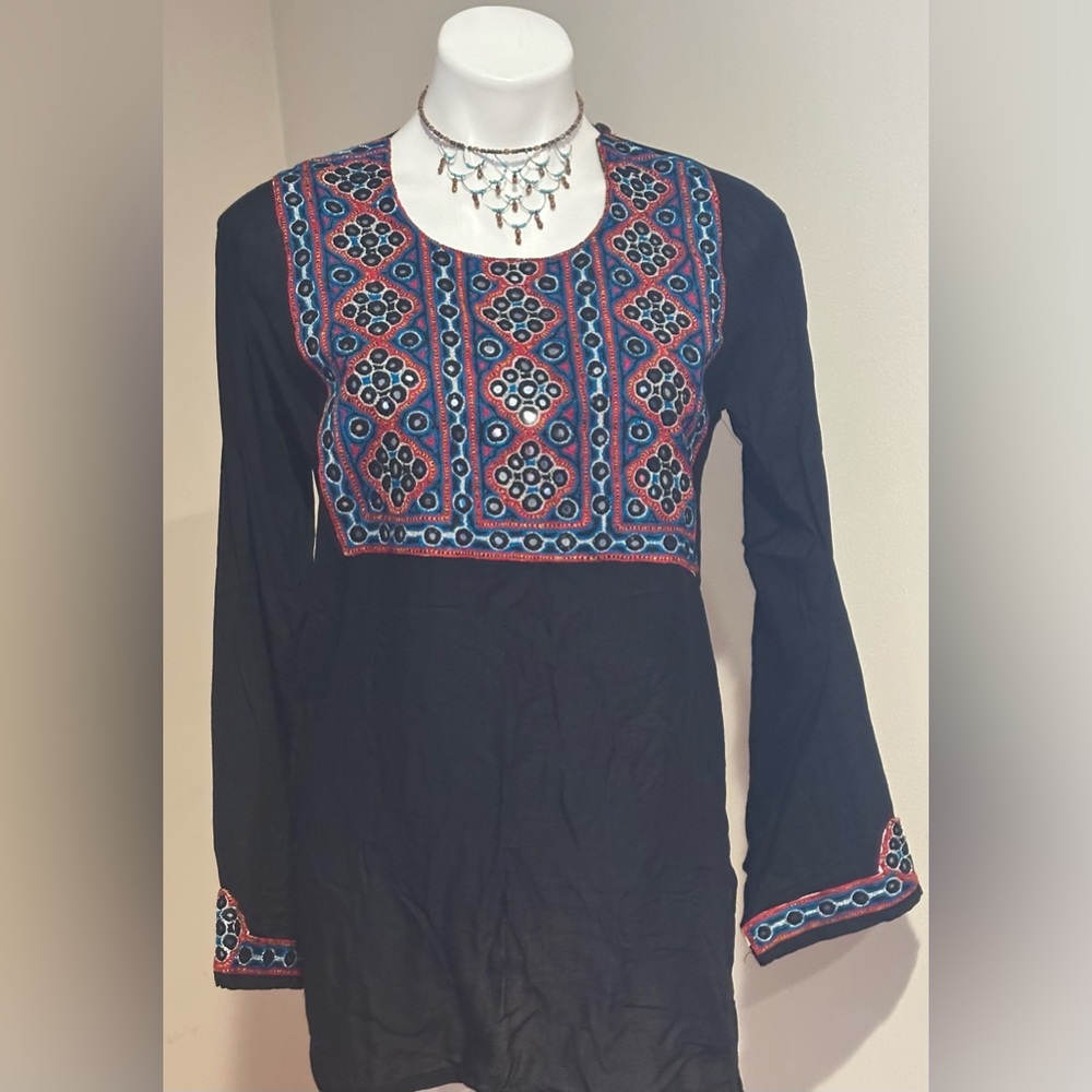 TRIBAL TOP Antique Sindh Embroidery & Long Flared Sz M